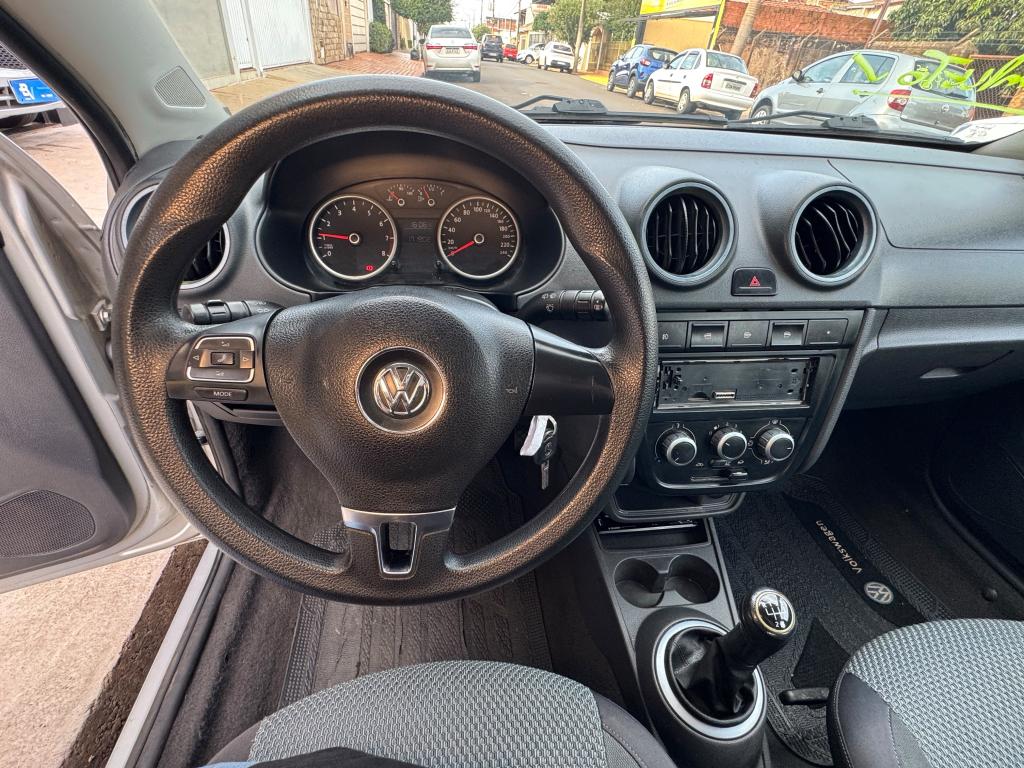 VOLKSWAGEN Gol - Foto