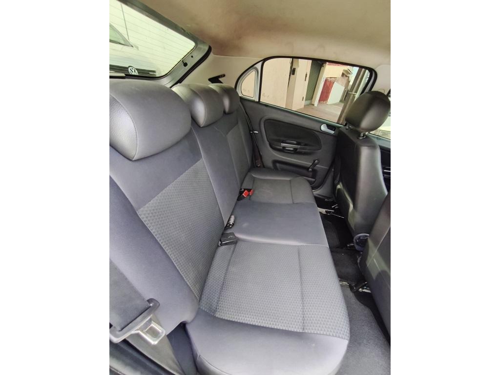VOLKSWAGEN Gol - Foto