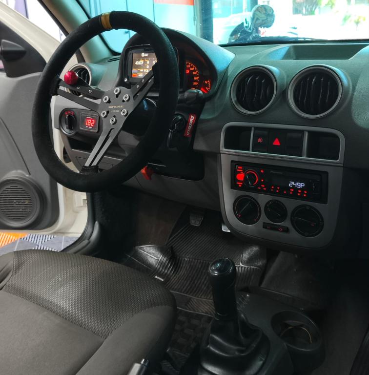 VOLKSWAGEN Gol - Foto
