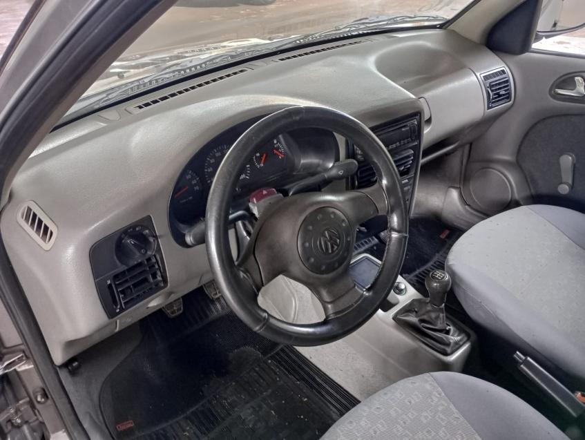VOLKSWAGEN Gol - Foto