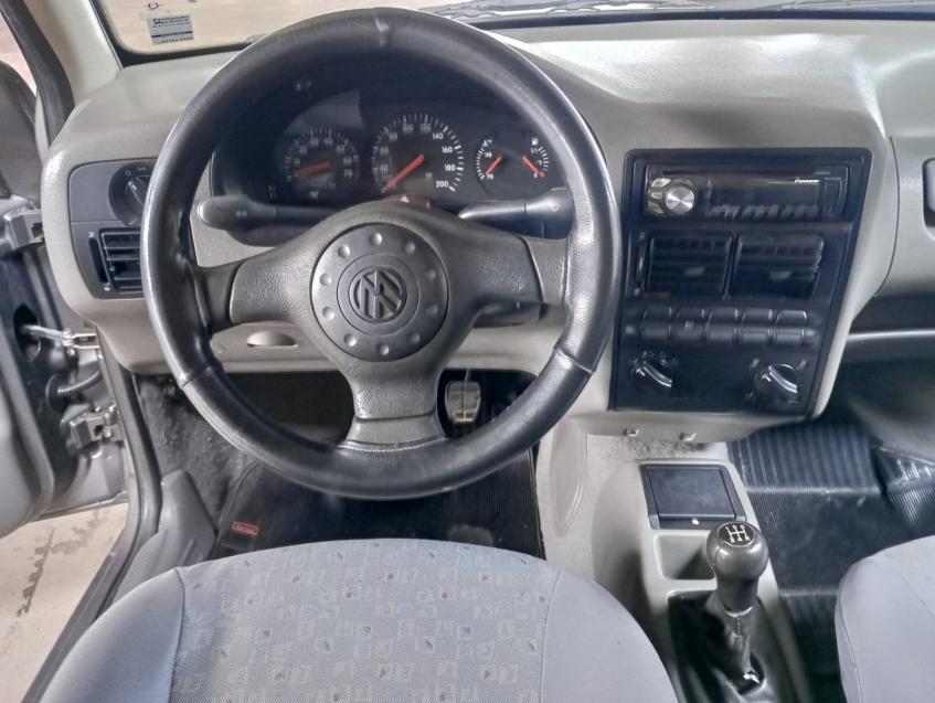 VOLKSWAGEN Gol - Foto
