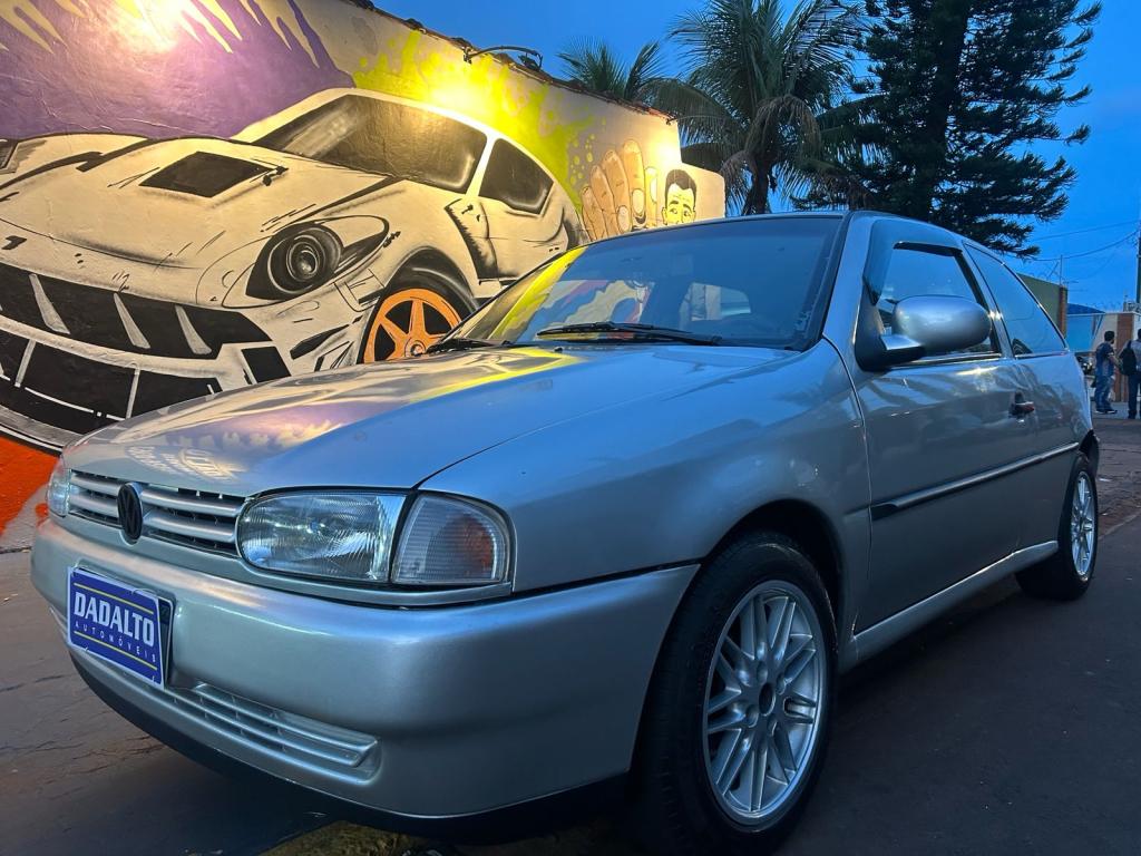 VOLKSWAGEN Gol