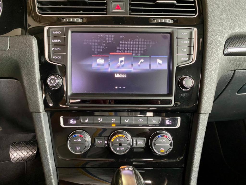 VOLKSWAGEN Golf - Foto