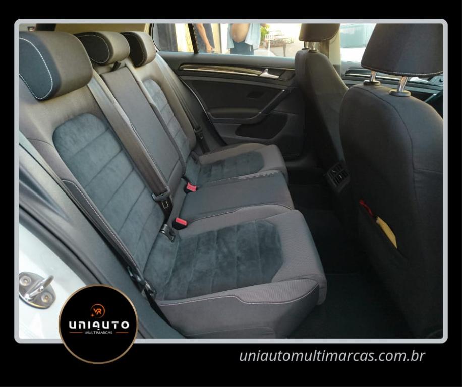 VOLKSWAGEN Golf - Foto