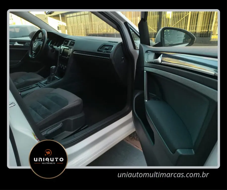 VOLKSWAGEN Golf - Foto