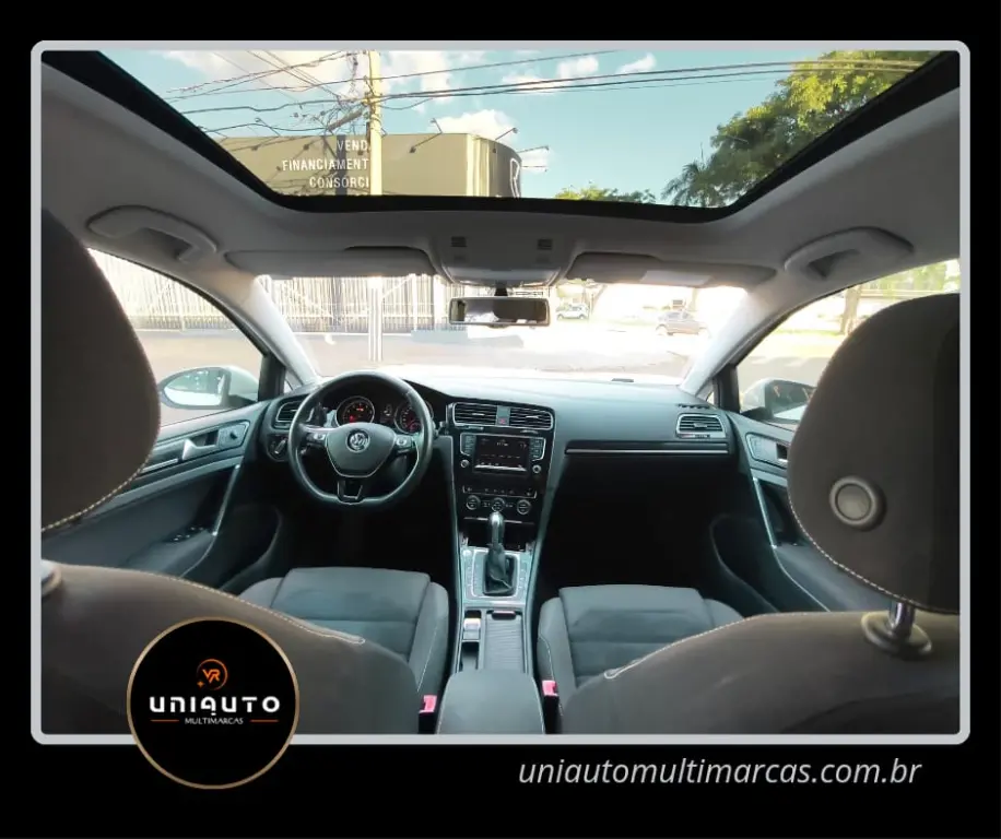 VOLKSWAGEN Golf - Foto