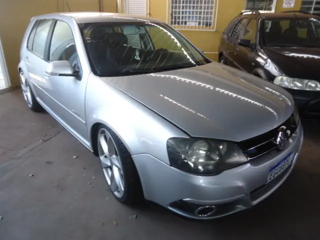 VOLKSWAGEN Golf - Foto