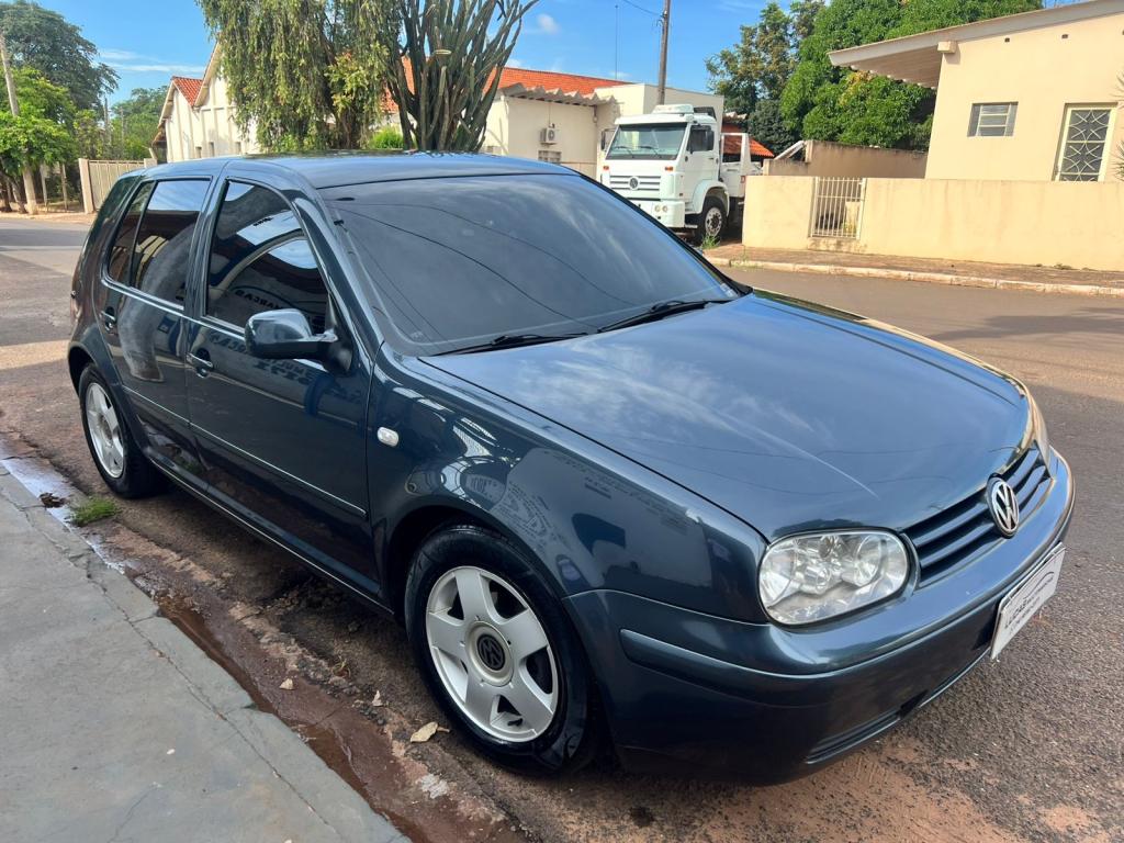 VOLKSWAGEN Golf - Foto
