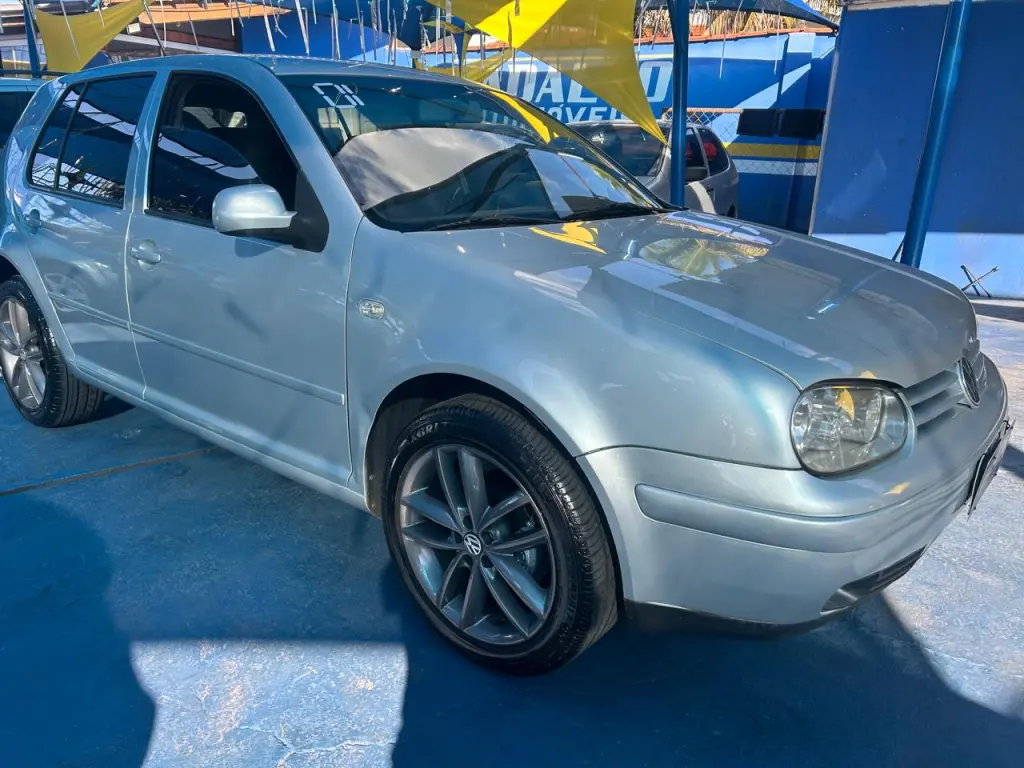 VOLKSWAGEN Golf - Foto