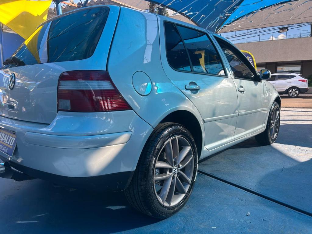 VOLKSWAGEN Golf - Foto