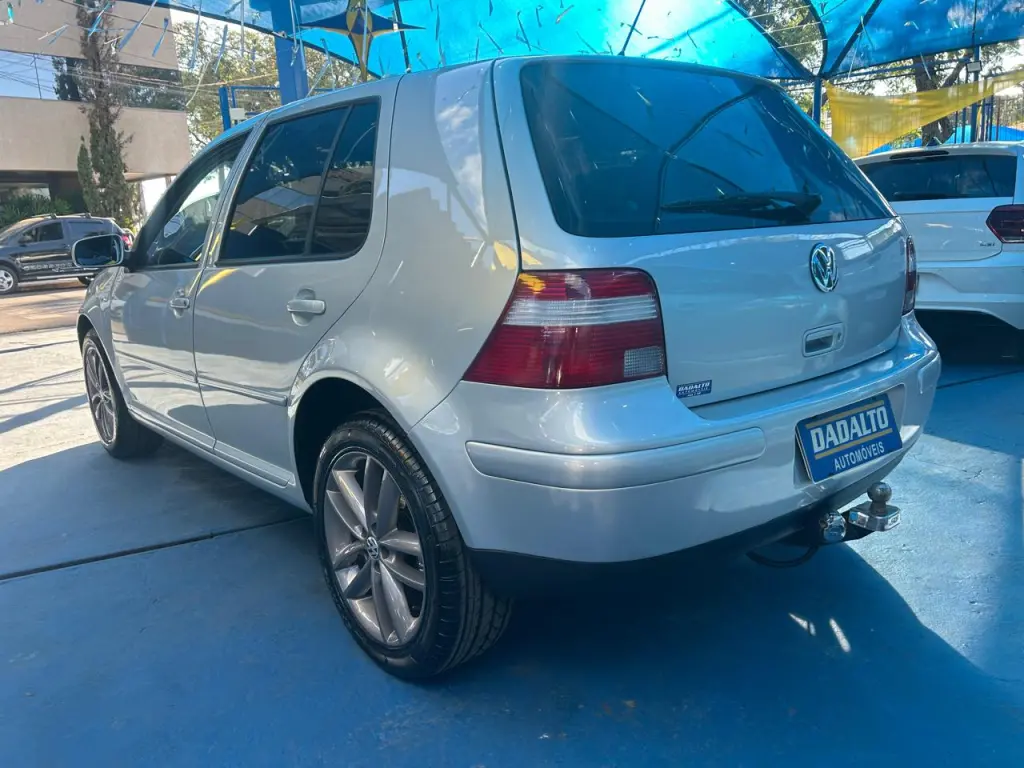 VOLKSWAGEN Golf - Foto