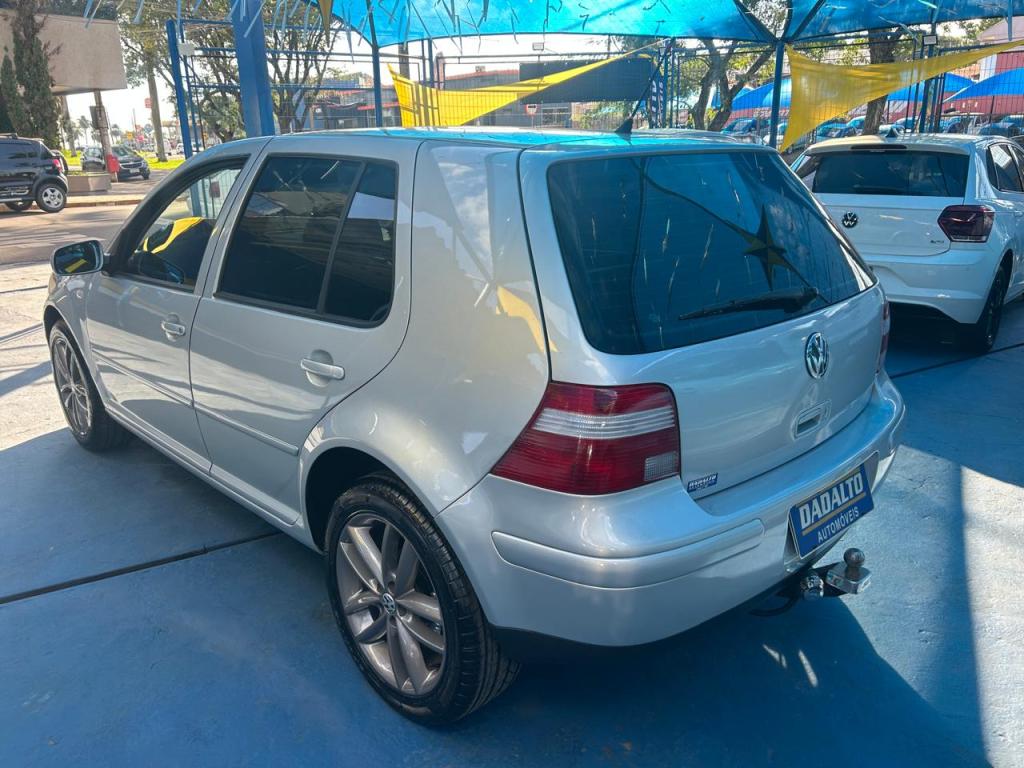 VOLKSWAGEN Golf - Foto