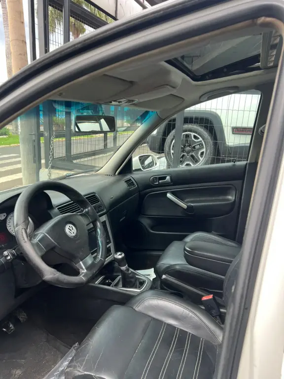 VOLKSWAGEN Golf - Foto