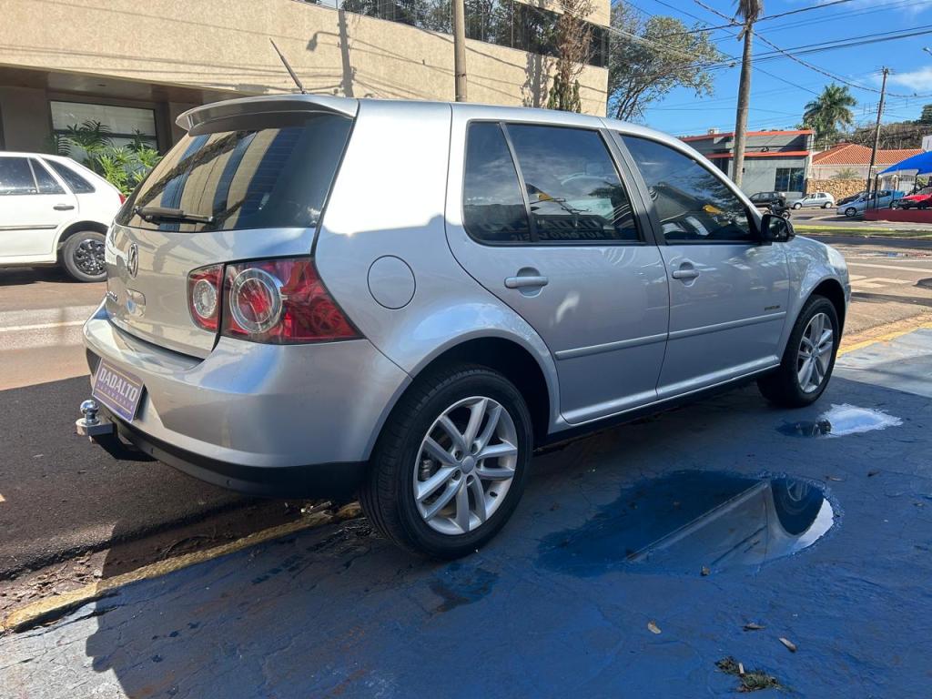 VOLKSWAGEN Golf - Foto