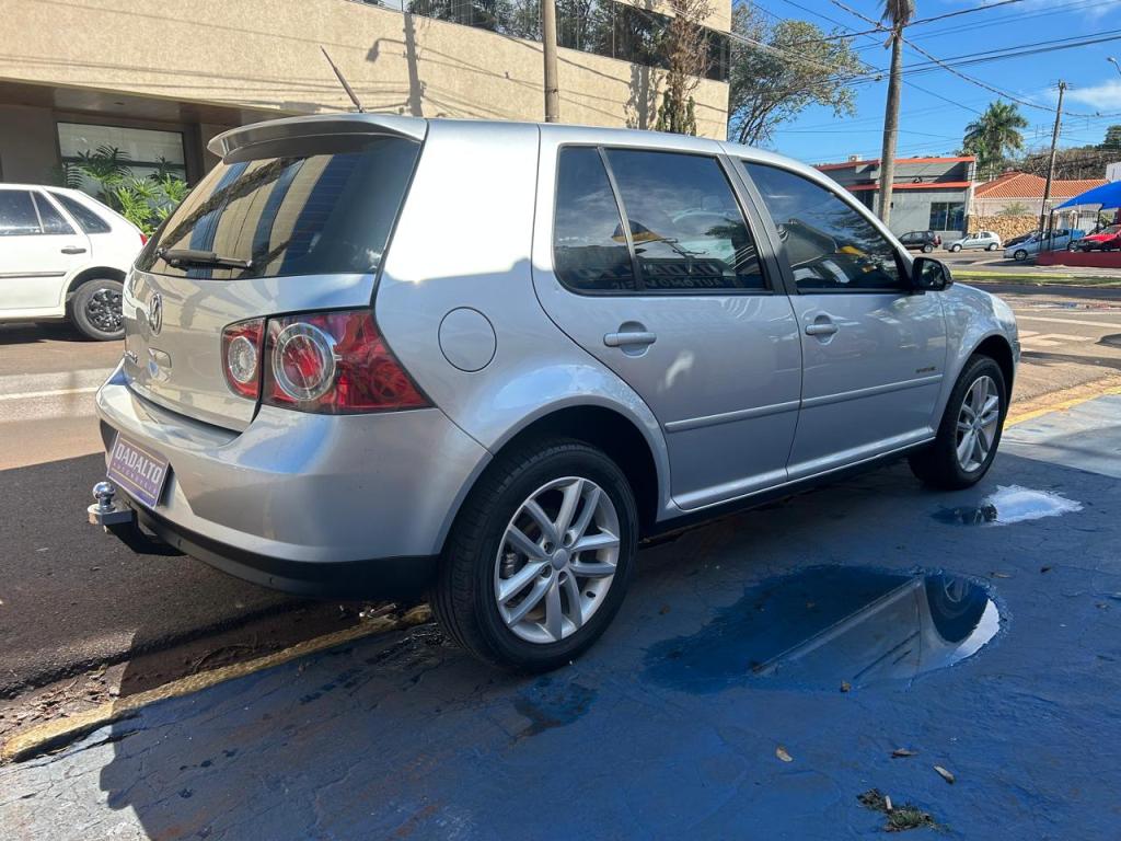 VOLKSWAGEN Golf - Foto