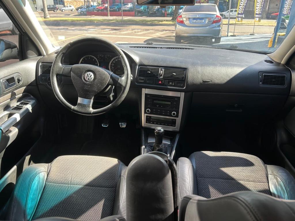 VOLKSWAGEN Golf - Foto
