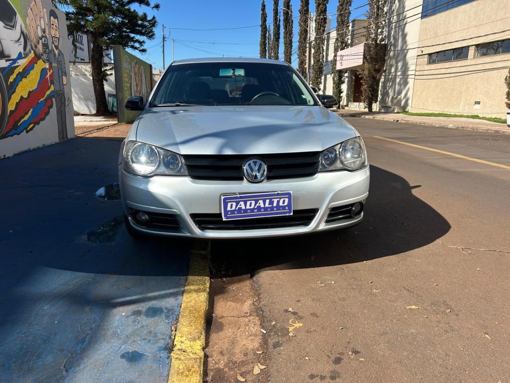 VOLKSWAGEN Golf - Foto