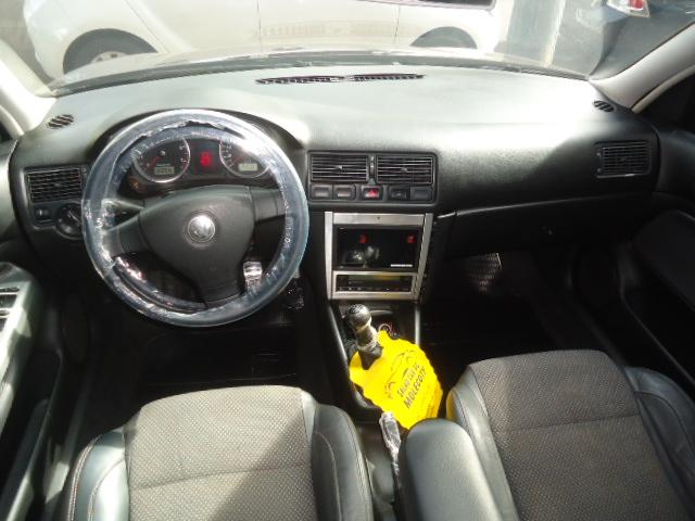 VOLKSWAGEN Golf - Foto