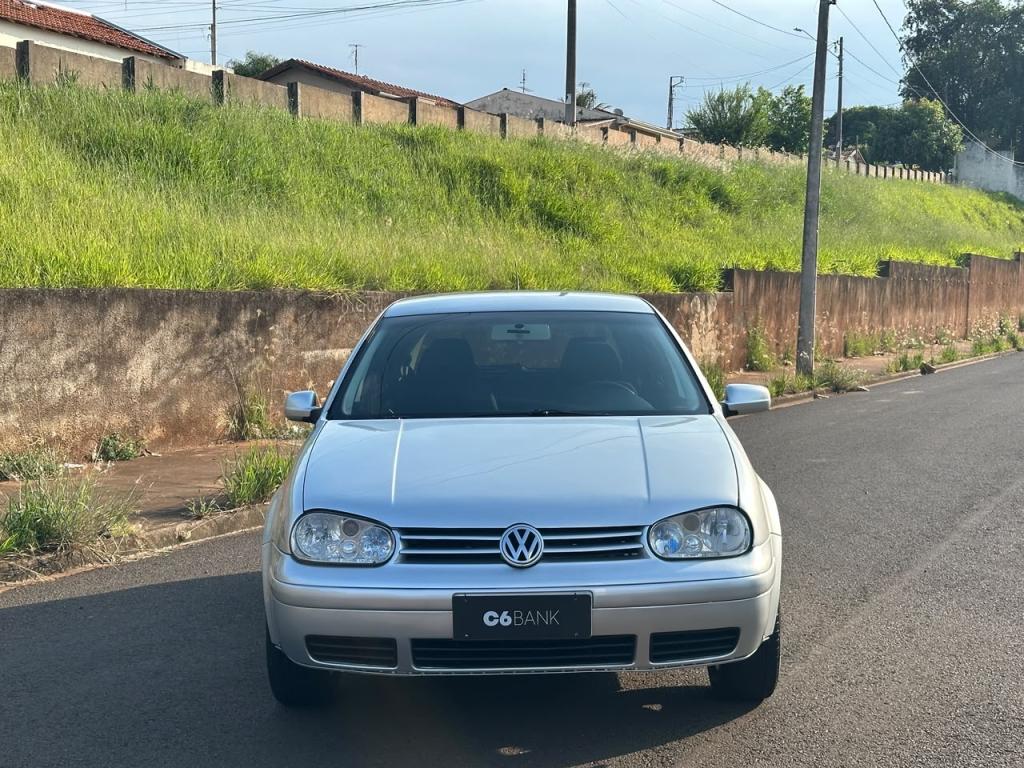 VOLKSWAGEN Golf - Foto