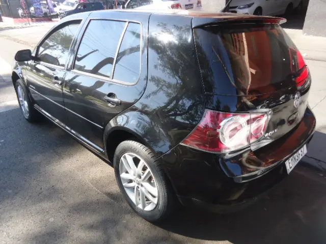 VOLKSWAGEN Golf - Foto