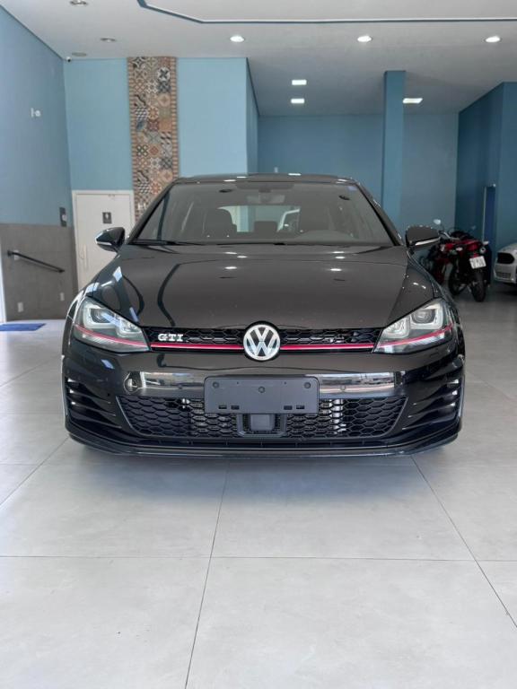 VOLKSWAGEN Golf - Foto