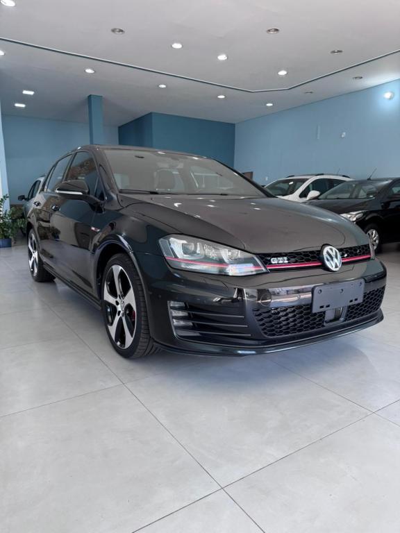 VOLKSWAGEN Golf - Foto