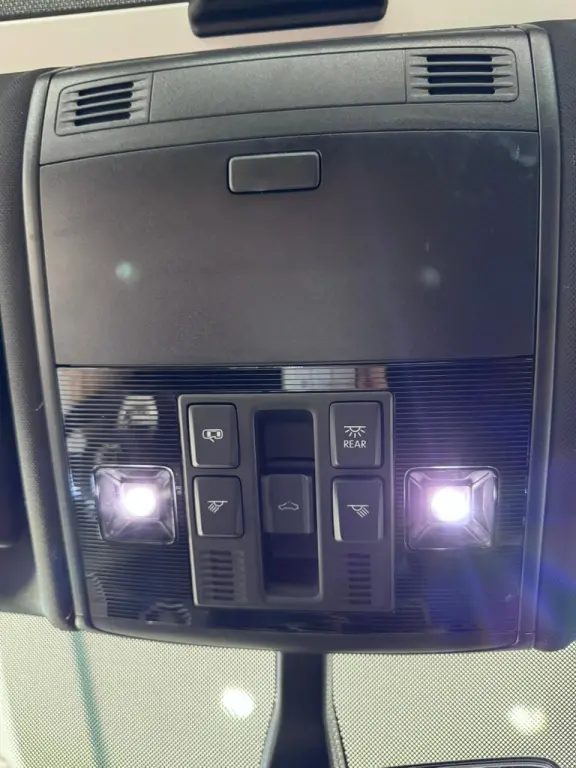 VOLKSWAGEN Golf - Foto