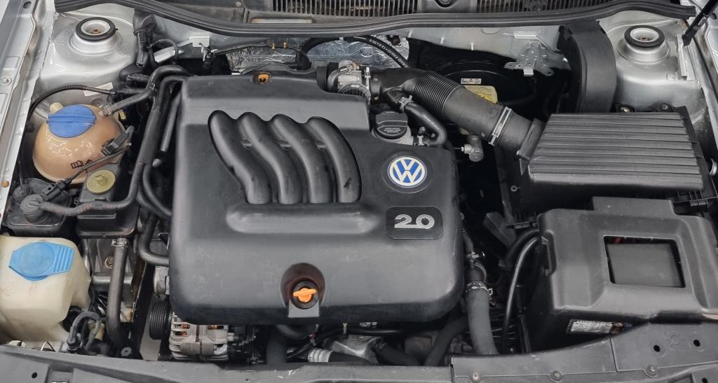 VOLKSWAGEN Golf - Foto