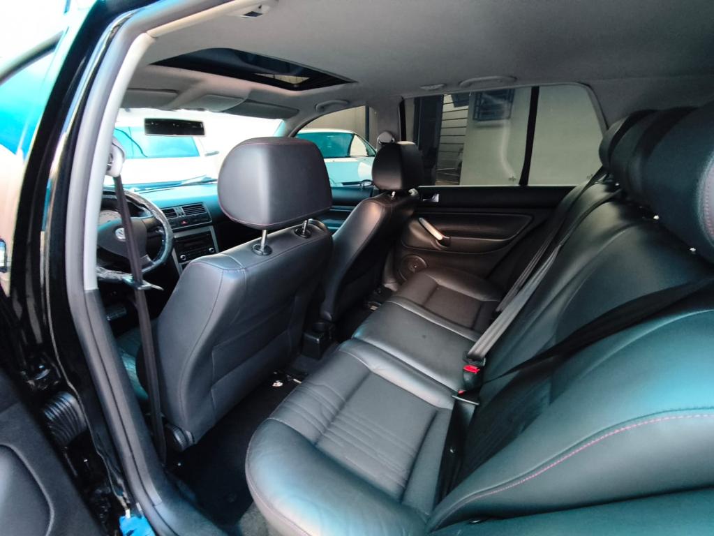 VOLKSWAGEN Golf - Foto