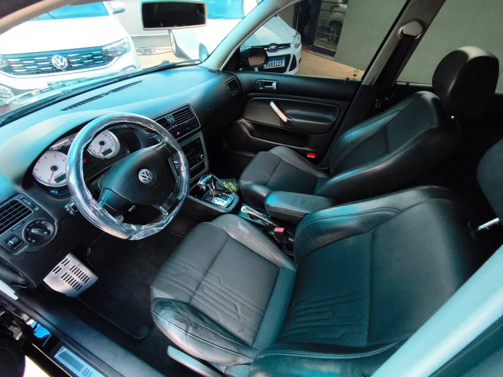 VOLKSWAGEN Golf - Foto