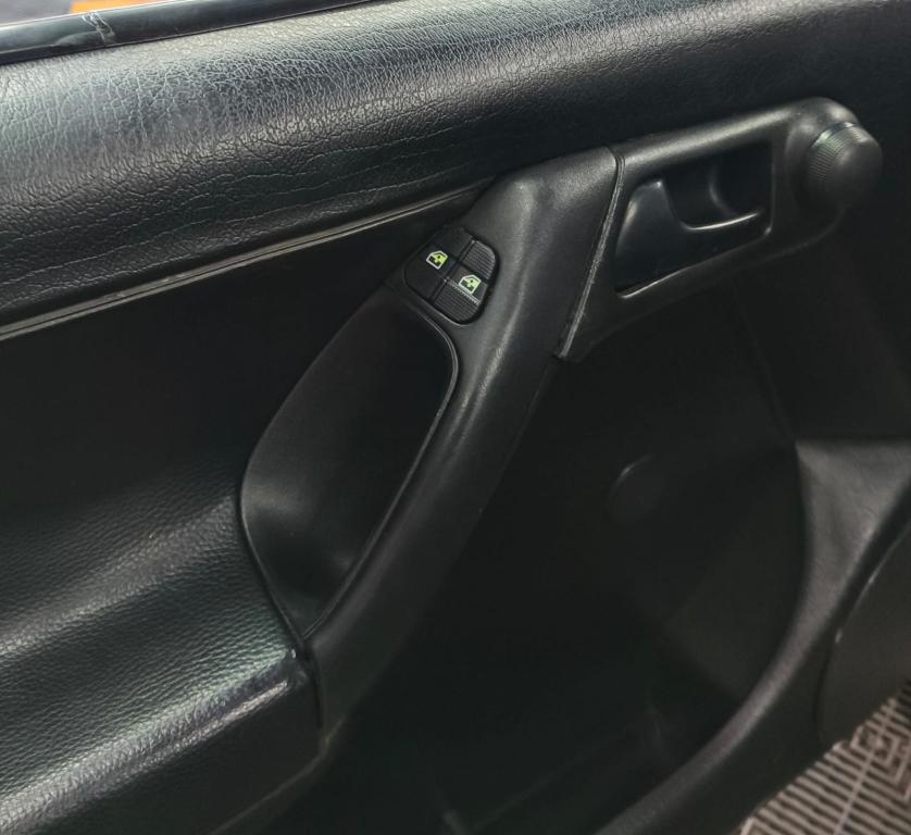 VOLKSWAGEN Golf - Foto