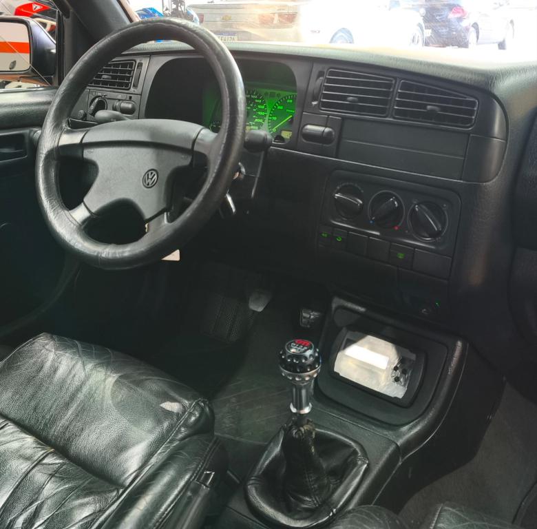 VOLKSWAGEN Golf - Foto
