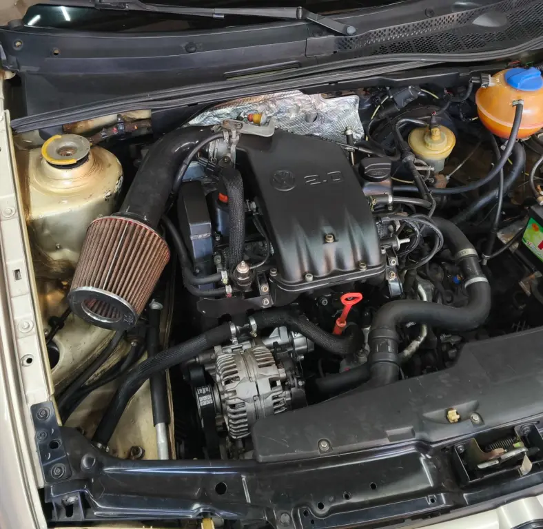 VOLKSWAGEN Golf - Foto