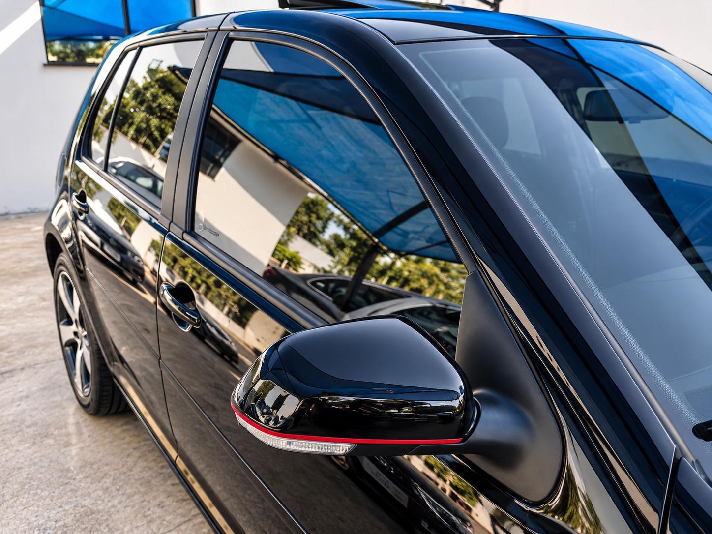VOLKSWAGEN Golf - Foto