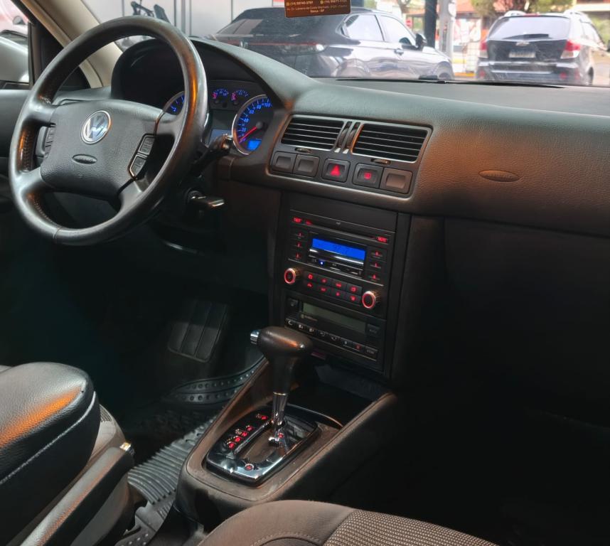 VOLKSWAGEN Golf - Foto
