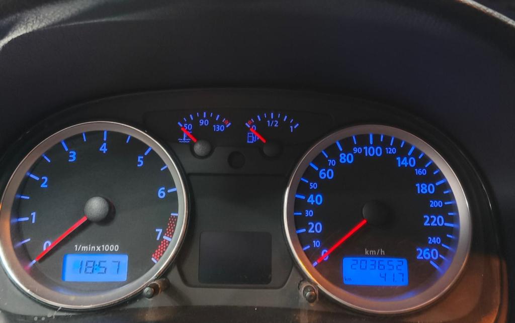 VOLKSWAGEN Golf - Foto