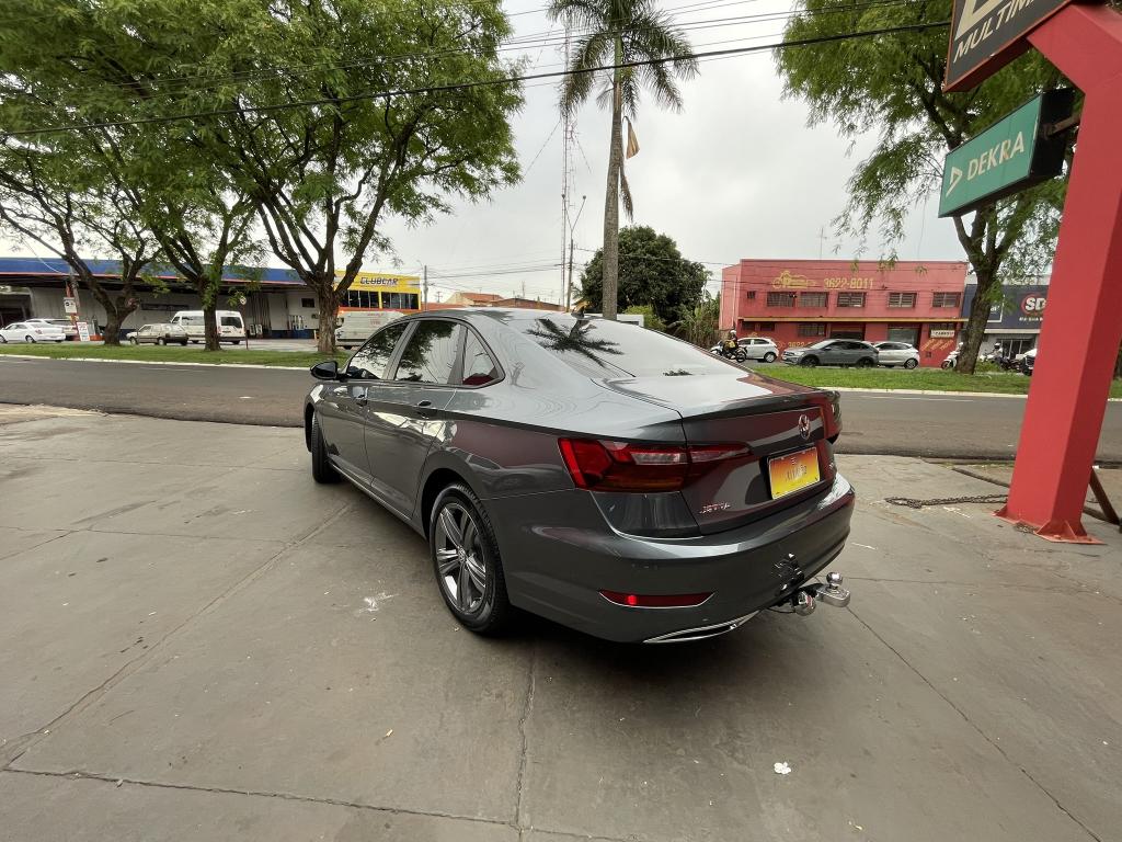 VOLKSWAGEN Jetta - Foto