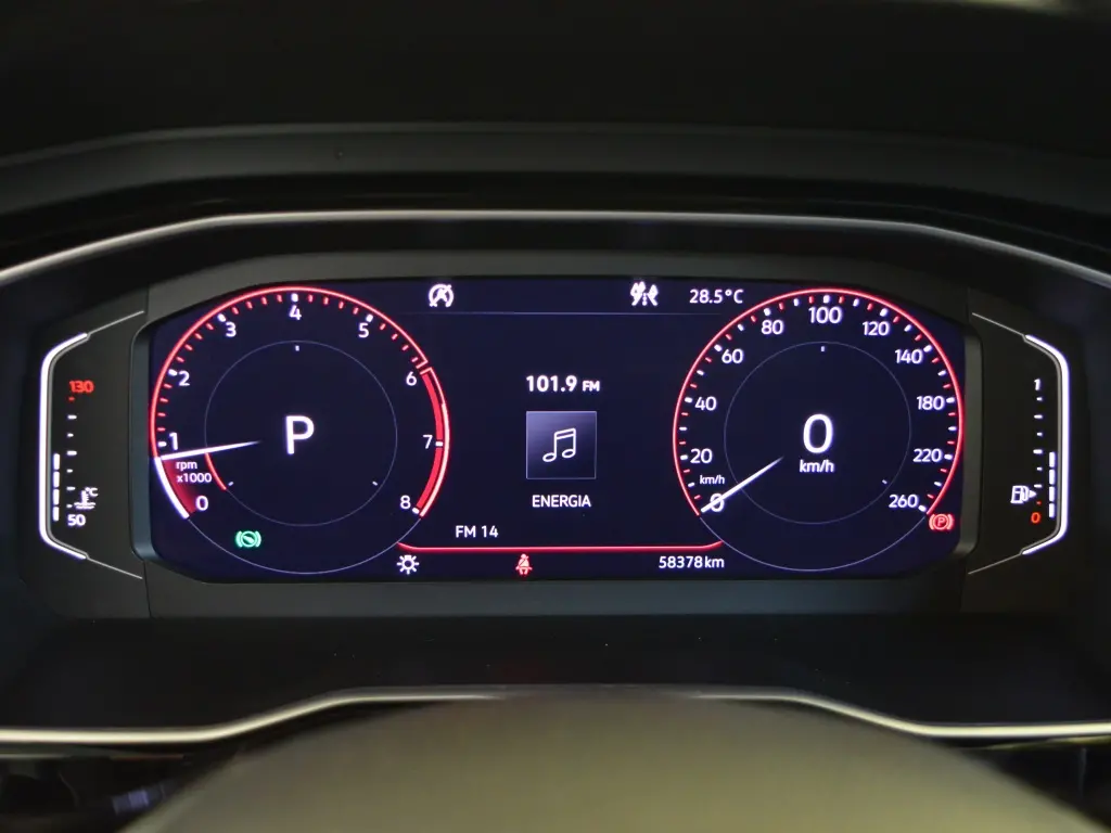 VOLKSWAGEN Jetta - Foto