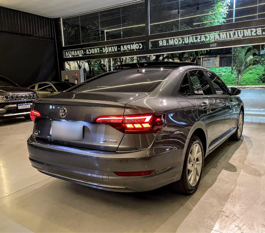 VOLKSWAGEN Jetta - Foto