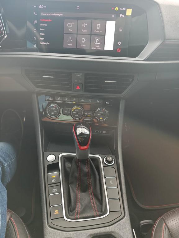 VOLKSWAGEN Jetta - Foto