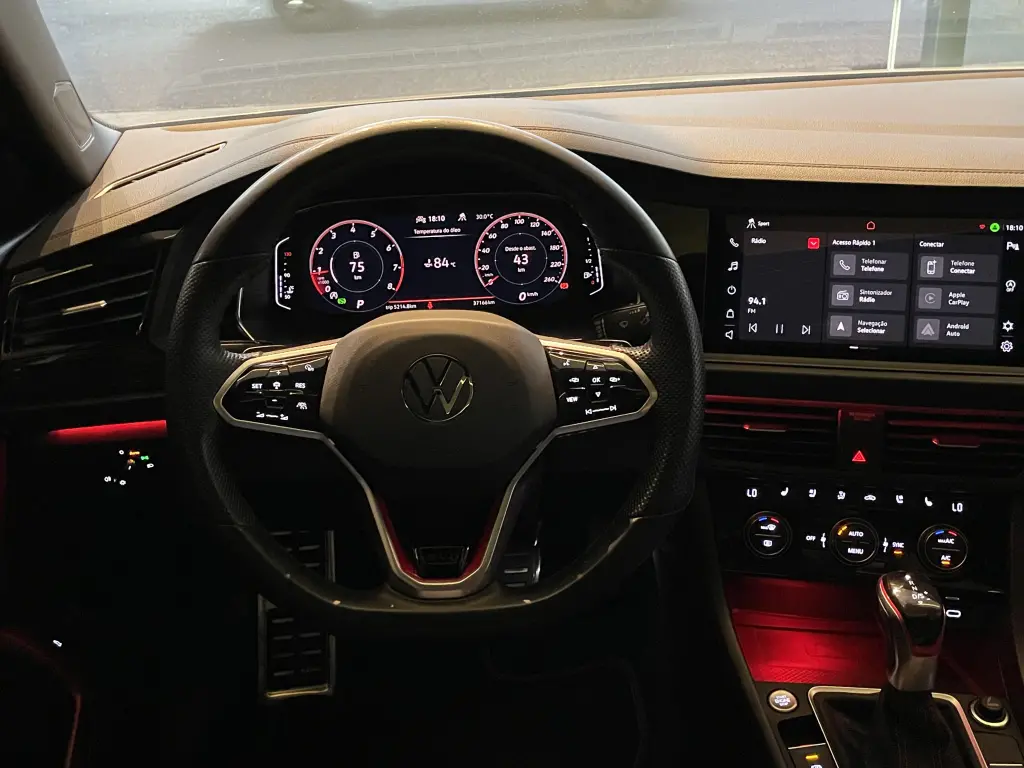 VOLKSWAGEN Jetta - Foto