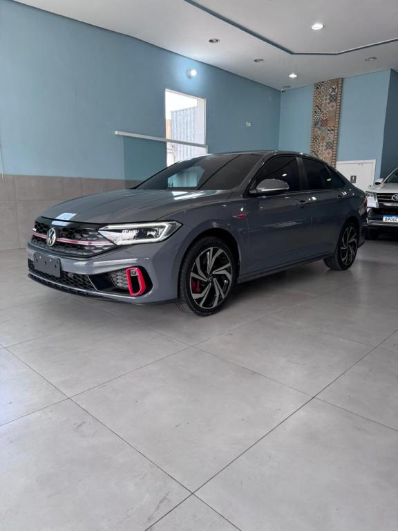 VOLKSWAGEN Jetta - Foto