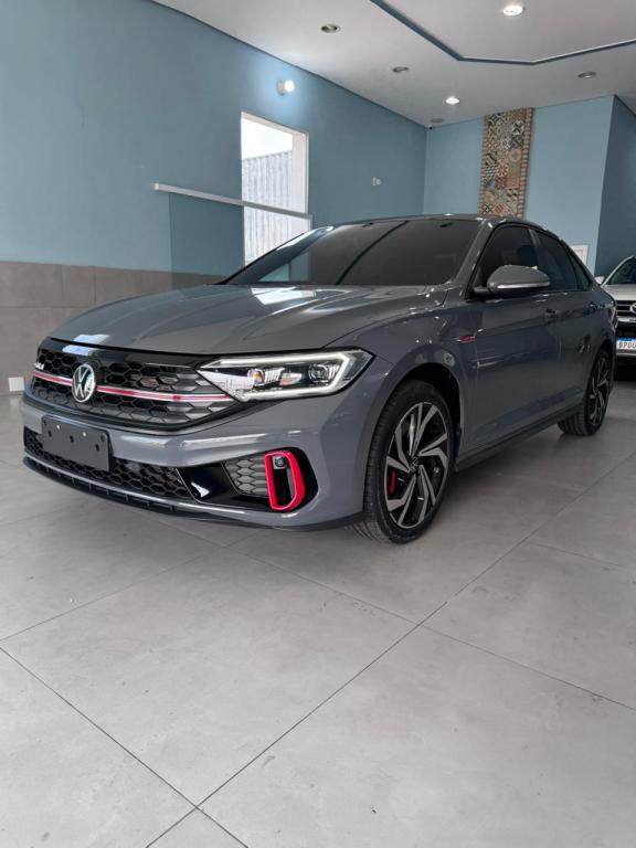 VOLKSWAGEN Jetta - Foto