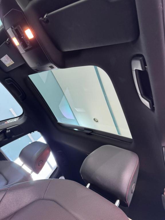 VOLKSWAGEN Jetta - Foto