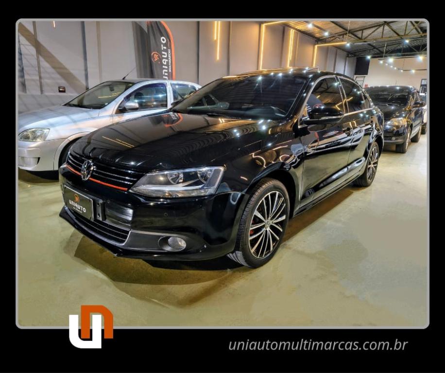 VOLKSWAGEN Jetta - Foto