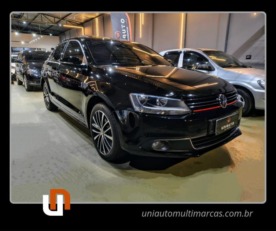 VOLKSWAGEN Jetta - Foto