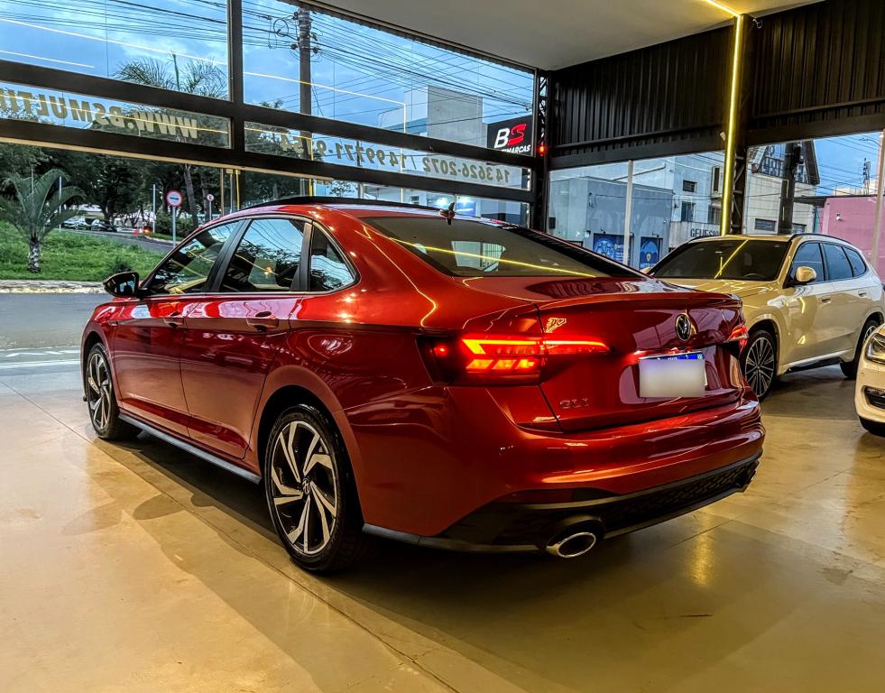 VOLKSWAGEN Jetta - Foto