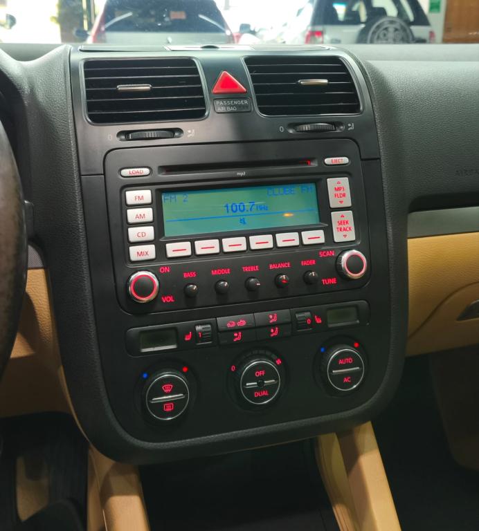 VOLKSWAGEN Jetta Variant - Foto