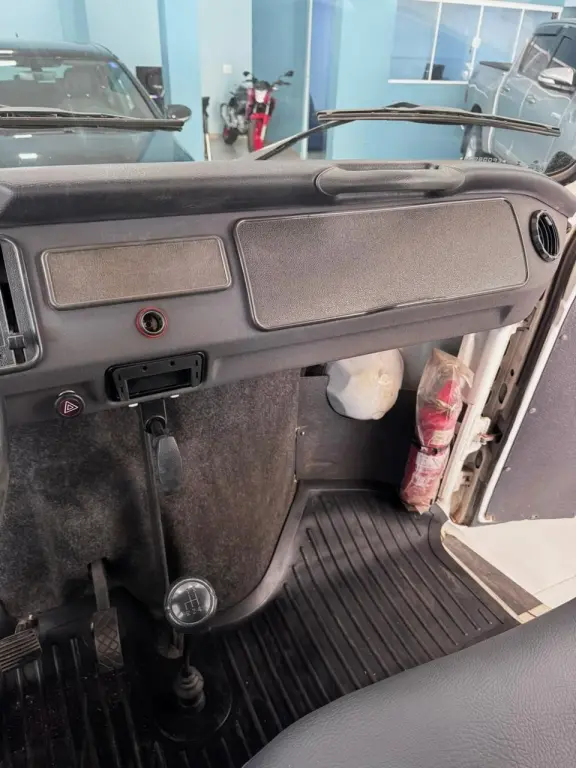 VOLKSWAGEN Kombi - Foto