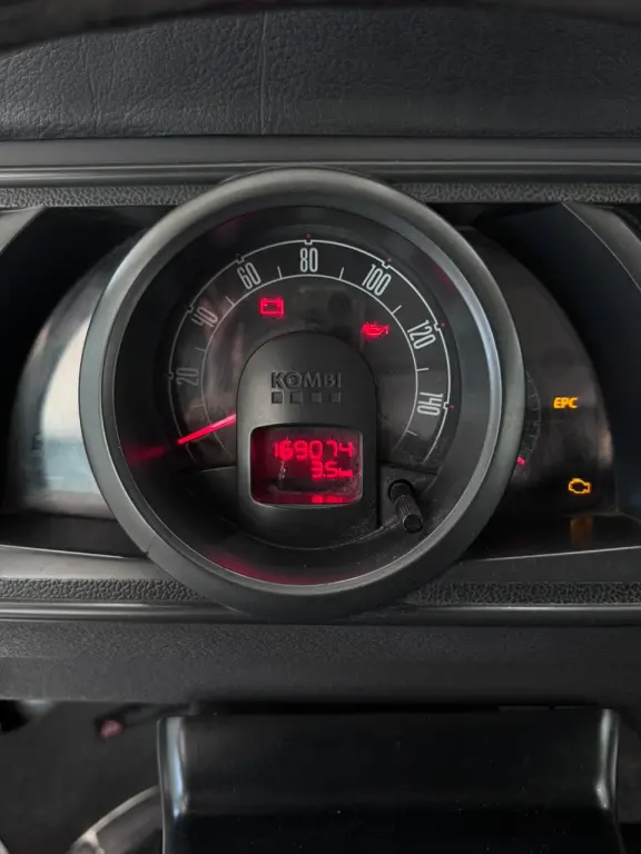 VOLKSWAGEN Kombi - Foto